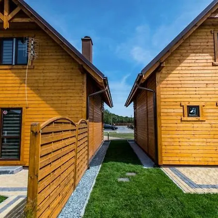 Дом отдыха Two-storey Cottages, Ple Na Dobrzyca (Koszalin)